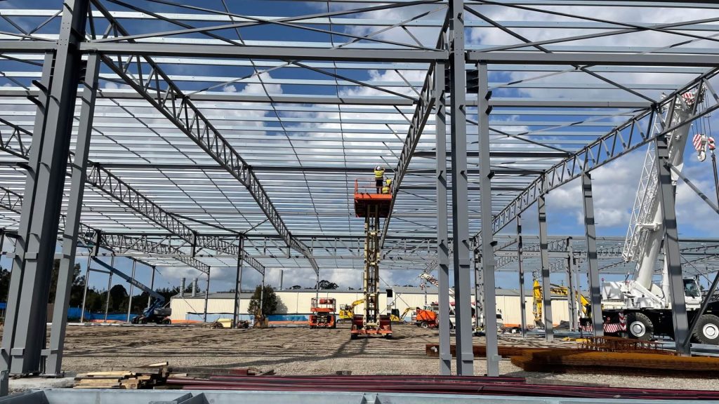 Construction of Bay Timber Frame and Truss (1)