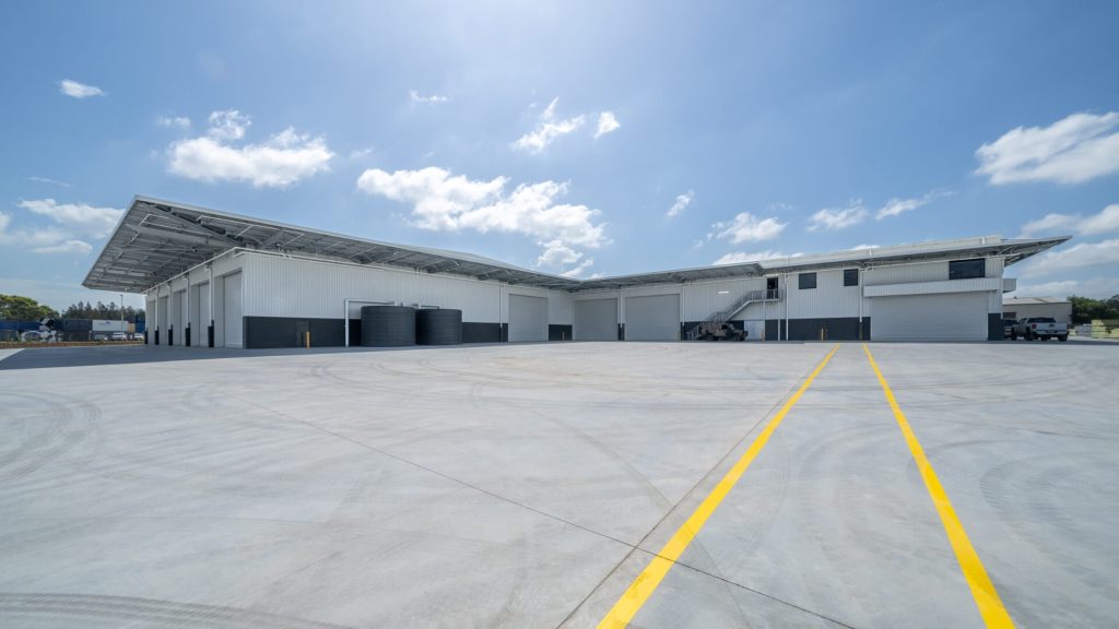 Construction of Bay Timber Frame and Truss (8)